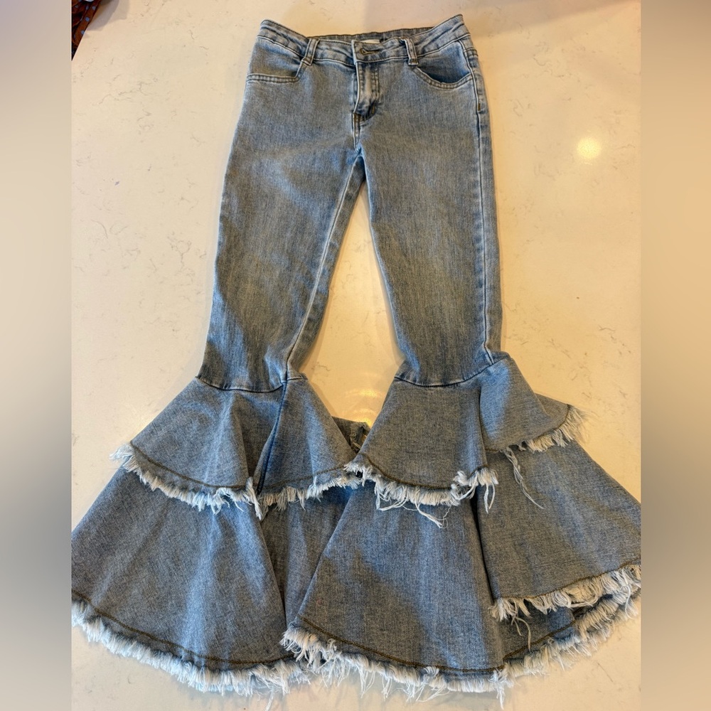 Girls size 10 Ruffle Tiered Flare Jeans - Light Blue Denim